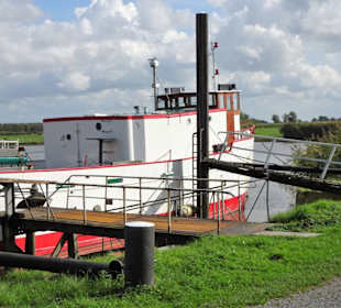 Eindrücke aus dem Traditionshafen Wischhafen