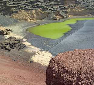 Grüner Vulkansee
