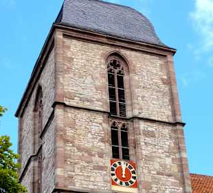 Der markante Glockenturm