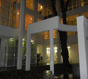 Bibelhaus, Metzlerstraße 19