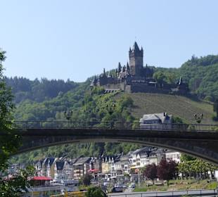 Blick auf die Bücke und die Burg