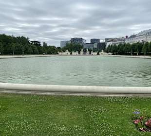 Brunnen im hinteren Bereich