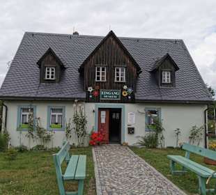 Fm06- Eingang Museum