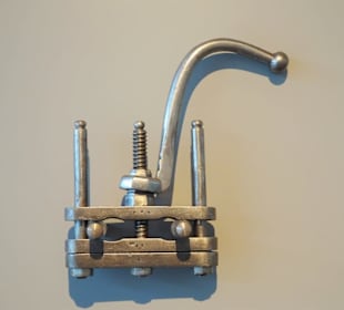 Daumenschrauben aus alter Zeit