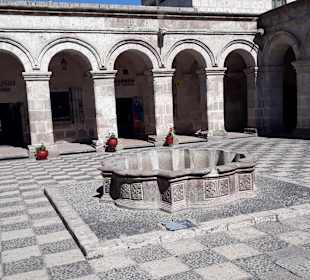 Claustros de la Compania