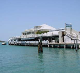 Sunset Deck Pier House Resort and Caribbean Spa