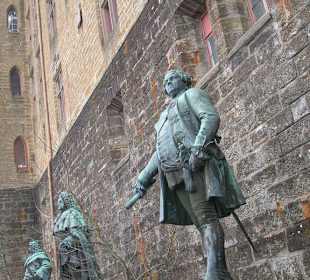 Sculture nel castello