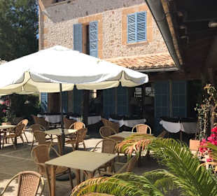 Zum Verweilen im Ort 3