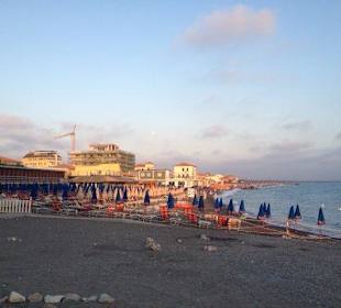 Strand Cecina Mare