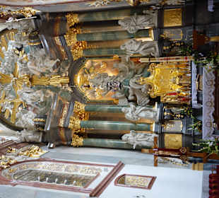 Basilika Maria Himmelfahrt und der Auffindung des 