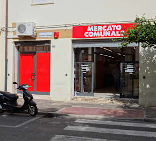 Außenansicht der Markthalle