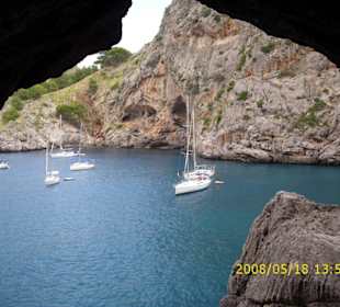 Boote vor Torrent de Parreis