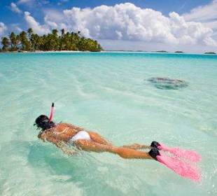 Snorkeling in Phang Nga Bay