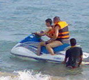 Jetski vom Strandanbieter