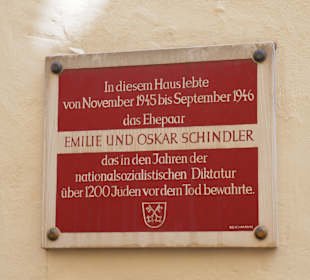 Hinweisschild für Oskar Schindler