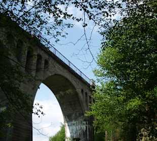 Erst unter später auf der Brücke