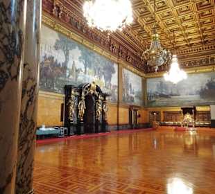 Rundgang durch das Rathaus von Hamburg