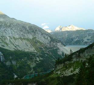 Kölnbreinsperre mit Hotel