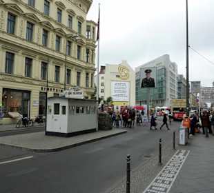 Checkpoint Charlie 