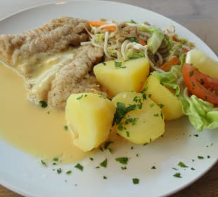 Bei Christiansen's EBBE & FOOD zum Abendessen