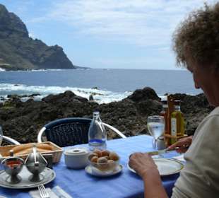 Papas Arugadas & Mojo