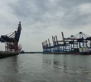 Impressionen einer Hafenrundfahrt mit MS Hammonia