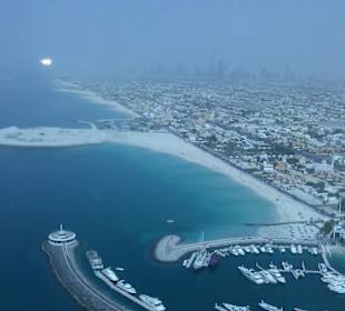 Aussicht aus dem Restaurant Al Muntaha im 27. Stock