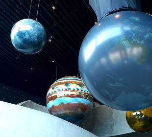 Al Thuraya Planetarium