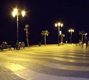 Promenade am Abend