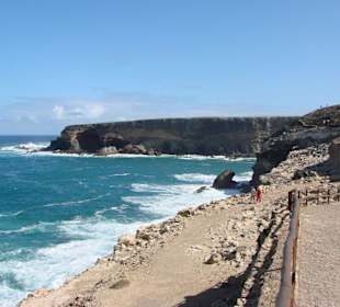 Pfad an der Küste entlang