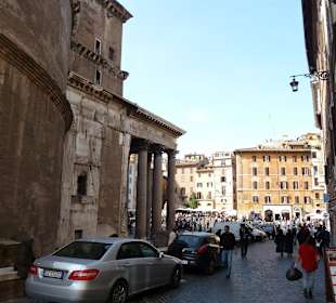 Pantheon mit Piazza della Rotonda
