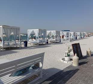 Yas Beach