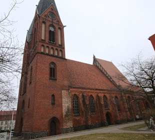 Friedenskirche von Südwesten