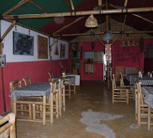 Sasak Cafe an der Straße