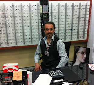 Super Brillen, super Preise, super Typ! 