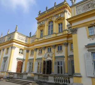 Schloss Wilanow: Vorderansicht des Palastes