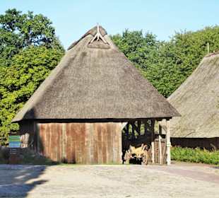 Rundgang durch das Freilichtmuseum am Kiekeberg