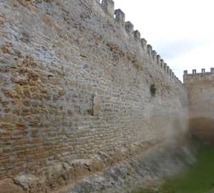 Entlang der Stadtmauer