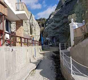 Zugang zur Terme Cavascural