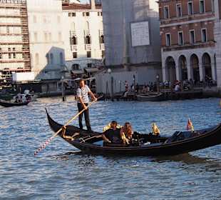 Gondolarz na grand canal