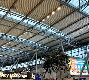 Flughafen Düsseldorf (DUS)