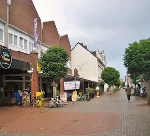 Breite Straße nahe Unterführung