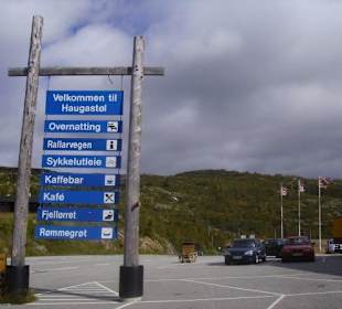 Vor der "Hütte" in Haugastöl