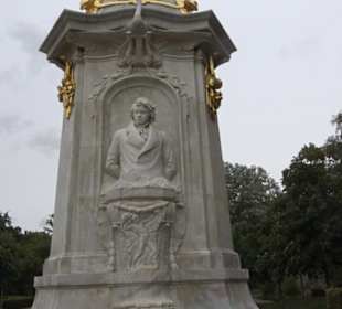 Beethoven-Haydn-Mozart-Denkmal