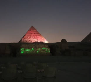 Lasershow Giseh Pyramiden