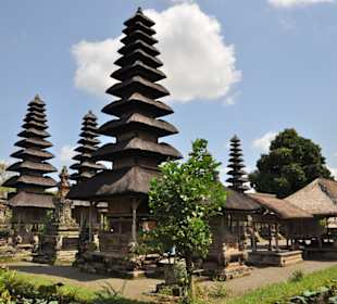 Pura Taman Ayun