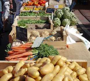 Impressionen vom Wochenmarkt Saint-Cyprien-Plage