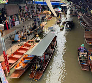 Floating Market