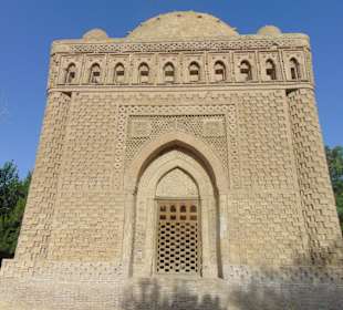 Samani Mausoleum