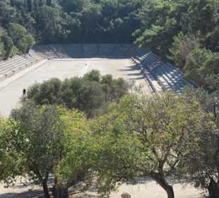 Mit dem Hop Bus in Rhodos Stadt unterwegs